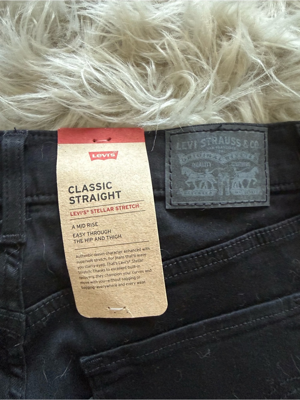 NWT Levi's Black Classic Straight-Leg Jeans - Picture 10 of 11